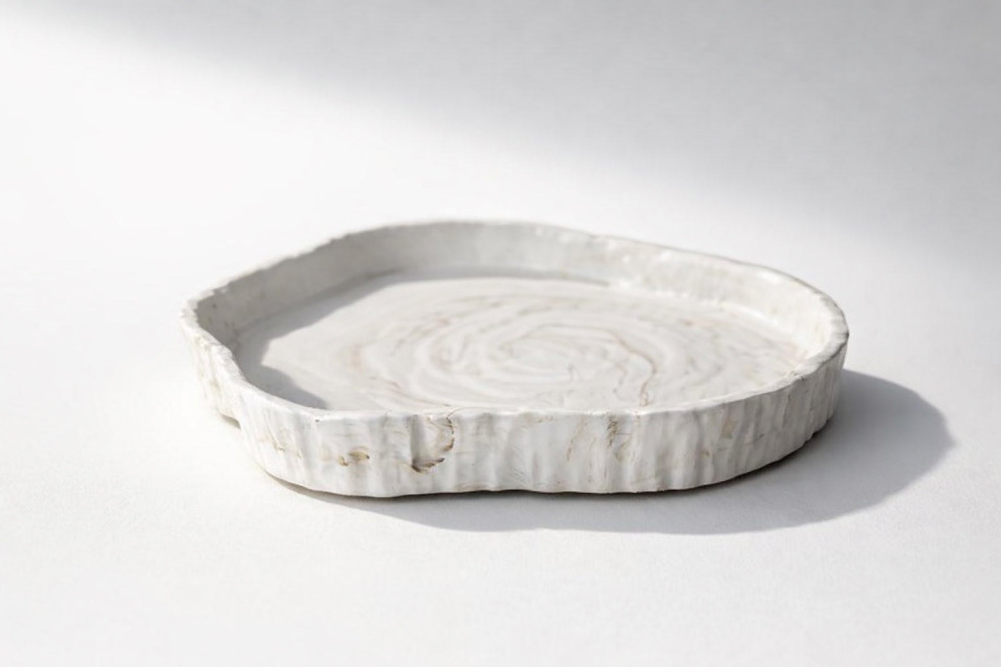 MAREA – Organische Jesmonite Schale