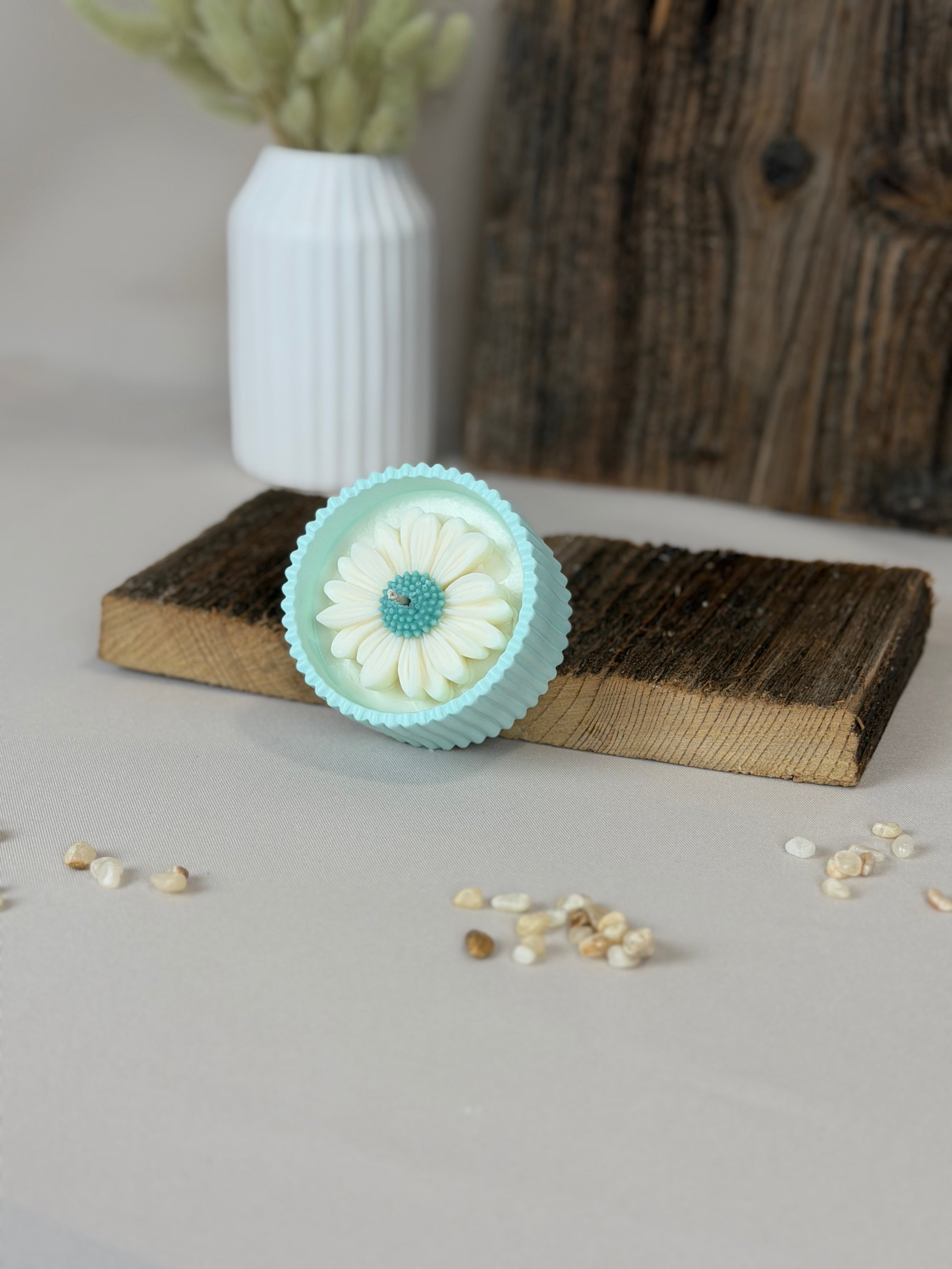 Blütenkerze aus Sojawachs – Duftkerze handgemacht | 5 Farben | Gastgeschenk