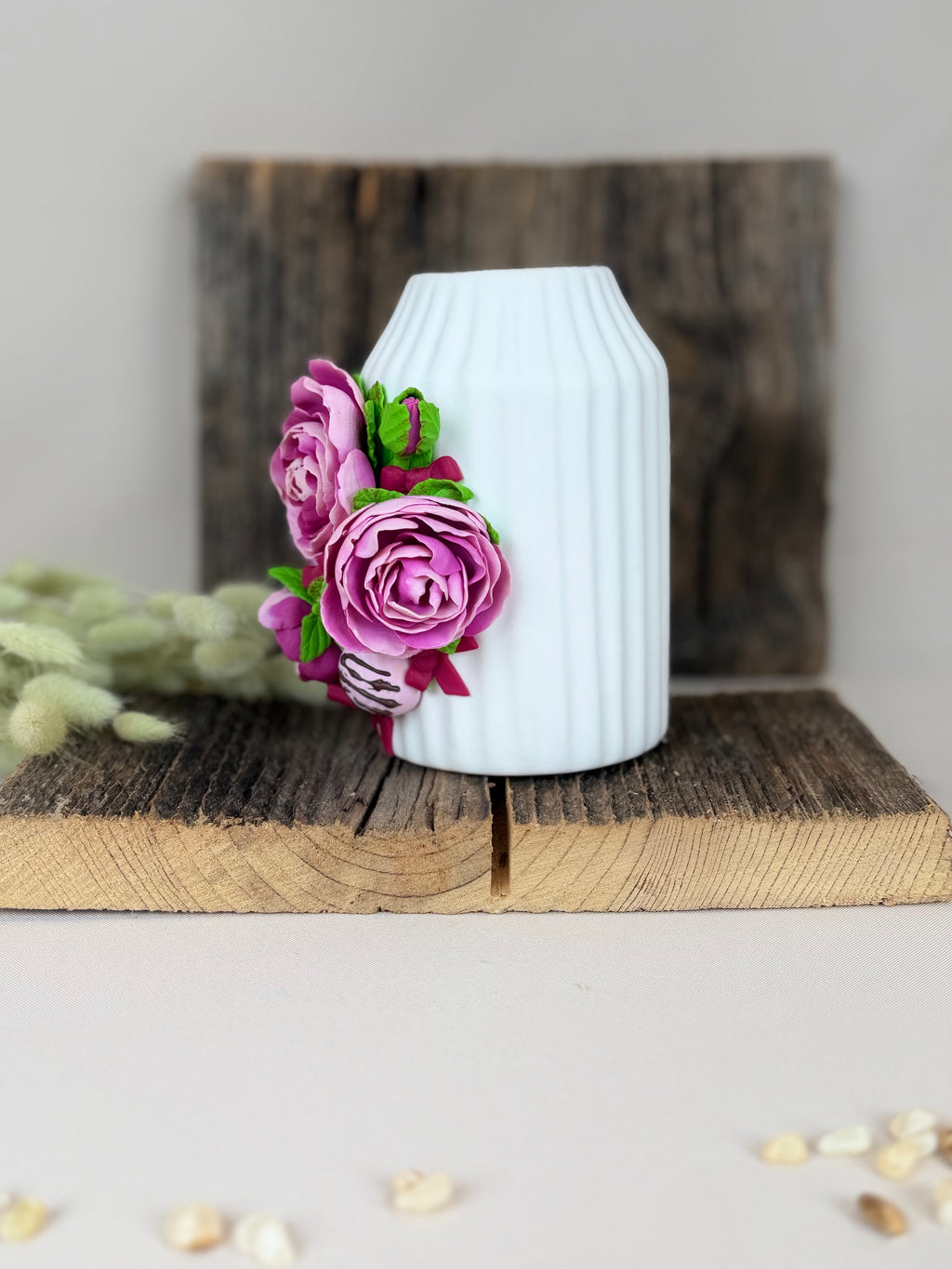 Handgemachte Keramik Vase mit Rosen aus Polymerton – Unikat Dekoration